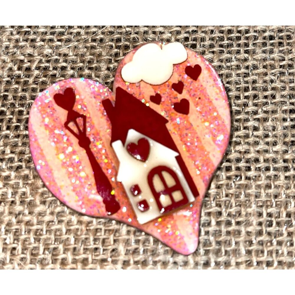 Vintage Lucinda Heart Shape Pin Glittery House Valentine Theme Red Pink Cream - Picture 16 of 16